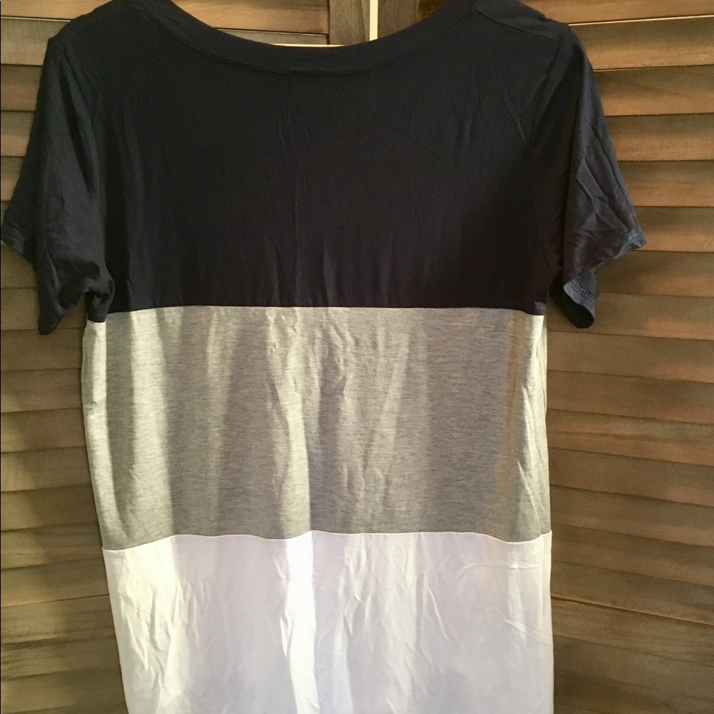 Color Block Shirt - Picture 2 of 2